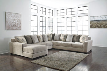 Seccional Ardsley de 4 piezas con chaise longue