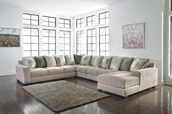 Seccional Ardsley de 5 piezas con chaise longue