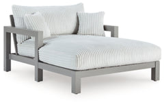 Moonlight View Outdoor Chaise Lounge with Cushion